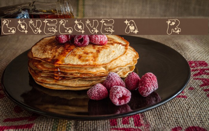 LOVELOVE_AhanRamee Font examples