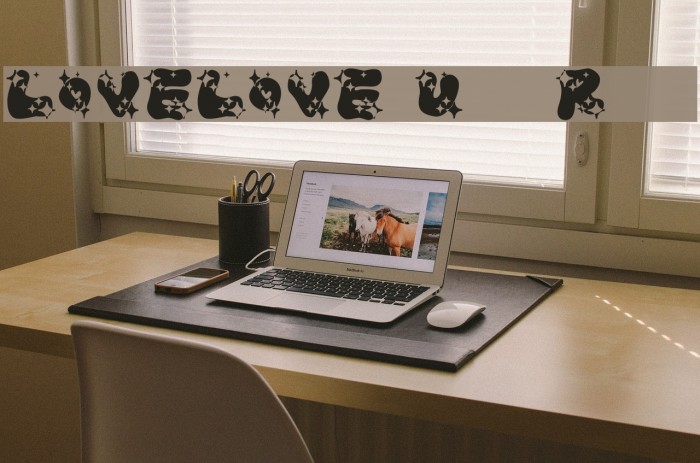 LOVELOVE_UfunRamee Font examples