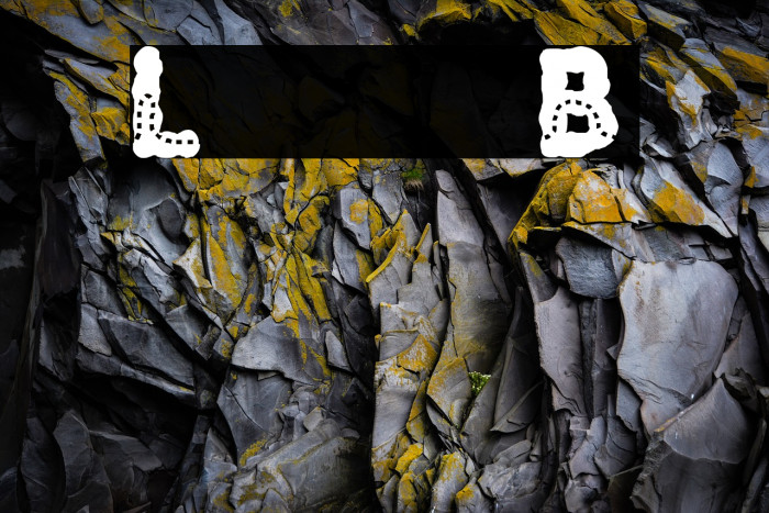 Lost in the fontrest Bold Font examples
