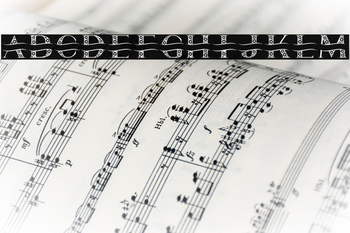 Love Flow Шрифта examples