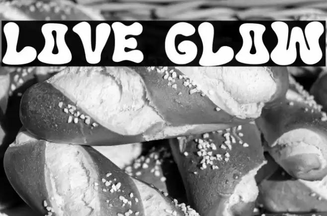 Love Glow 字体 examples