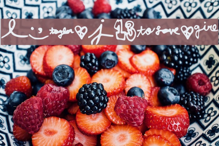 LoveJuliet Font examples