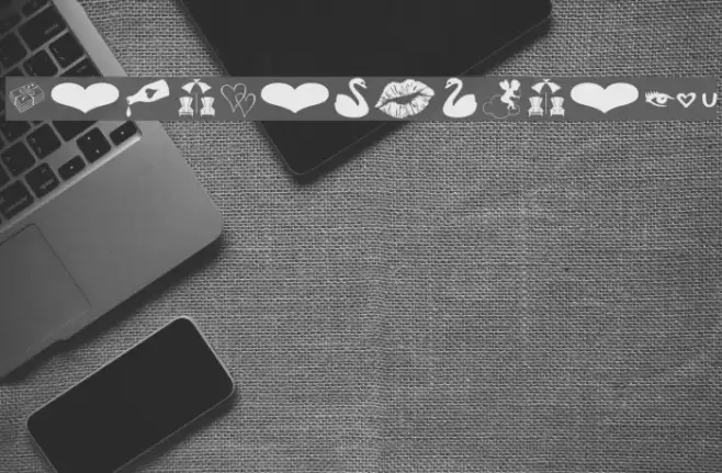 LoveRomanceOT Font examples