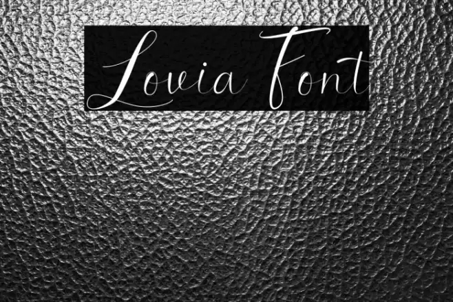 Lovia Font examples