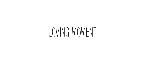 Loving Moment Logo