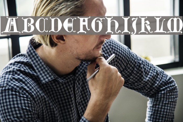 Lubeck Font examples