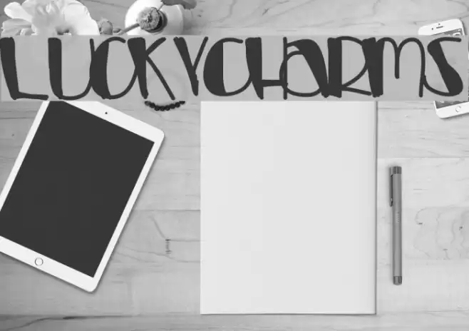 LuckyCharms Font examples