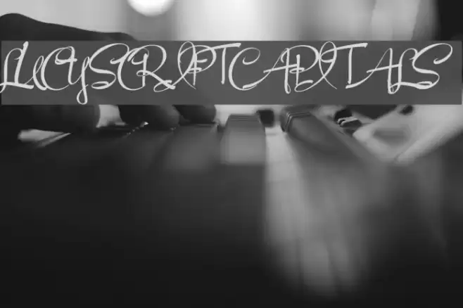 LucyScriptCapitals Шрифта examples