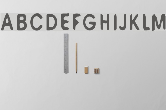 M6 Universelle Font examples