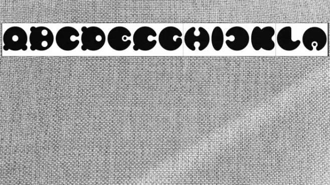 MASTER PANDA Font examples