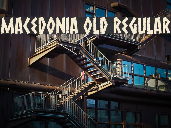 Macedonia Old Regular Font examples