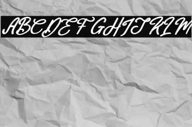 Mackline Italic Font examples