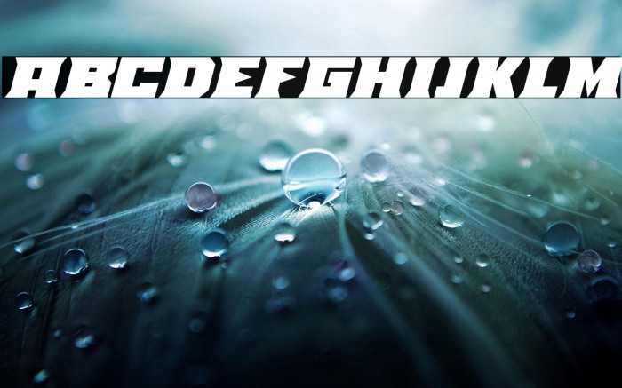 Mad Mecha Italic Example 2