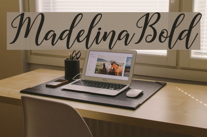 MadelinaBold Font examples