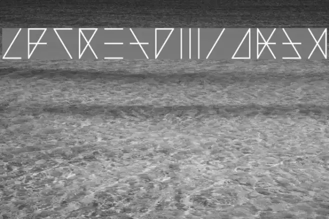 Madeon Runes Regular Caratteri examples