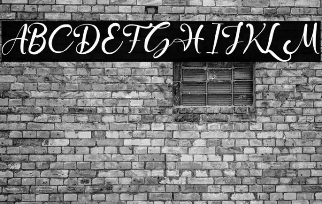 MajestySquare Font examples