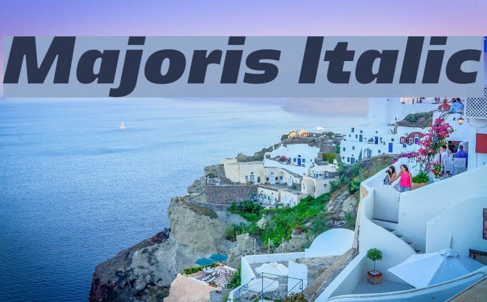 Majoris Italic Font examples