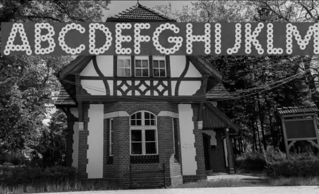 Malache Crunch Font examples