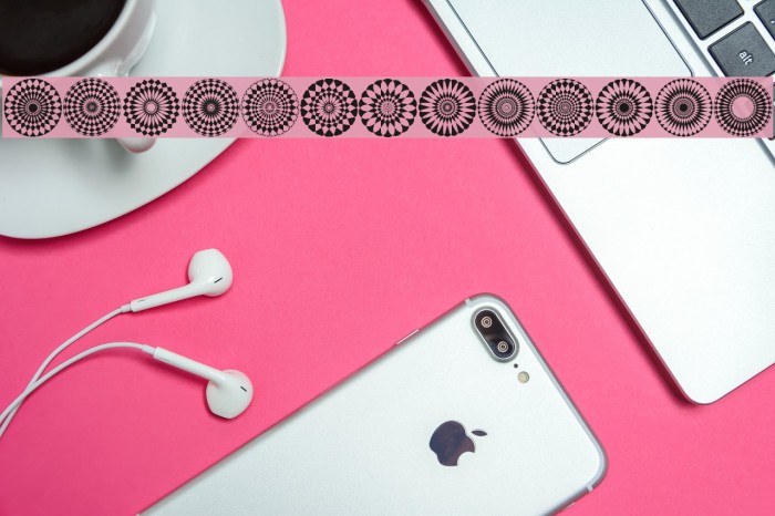 Mandalas pro 2018 Font Mandalas pro 2018 Font examples