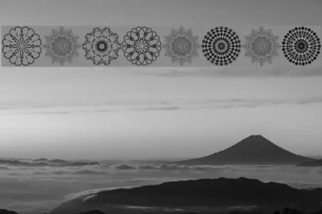 Mandalas Font examples