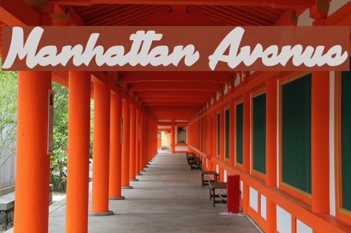 Manhattan Avenue Font examples