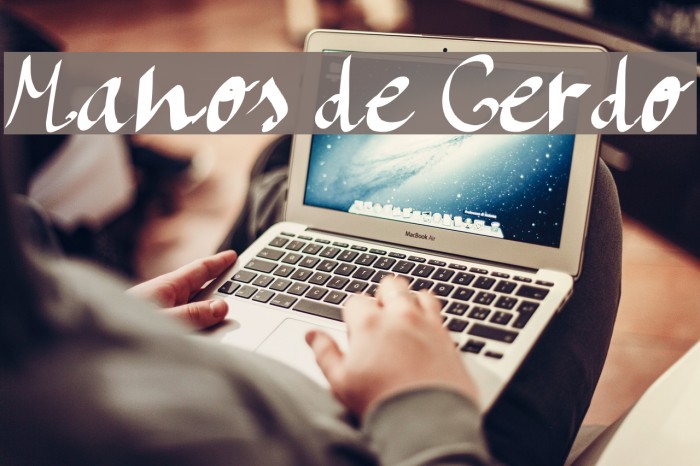 Manos de Cerdo Font examples