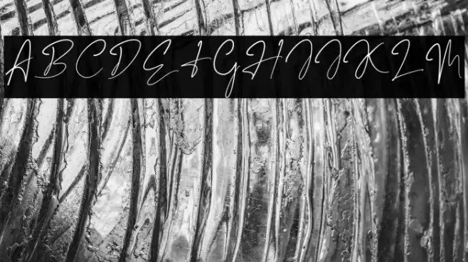 Marentta Signature Regular خط examples