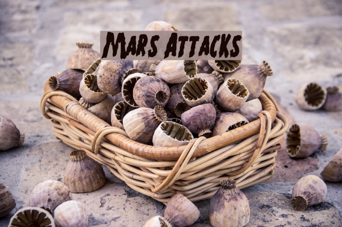 Mars Attacks Font examples