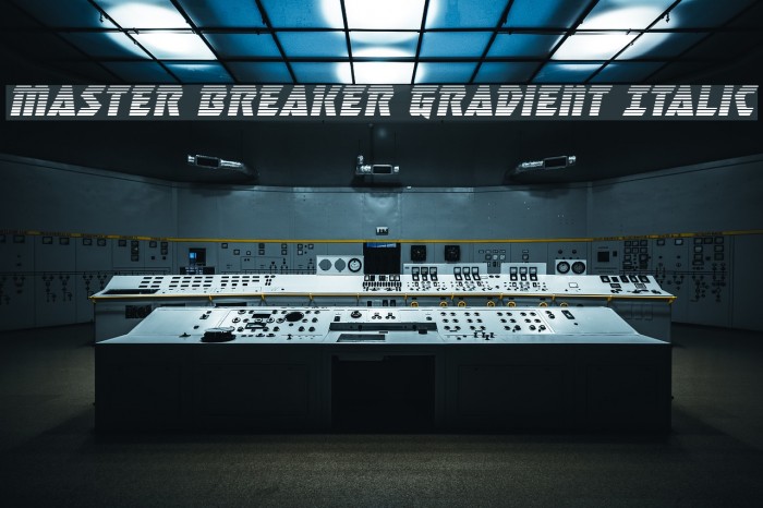 Master Breaker Gradient Italic Font examples