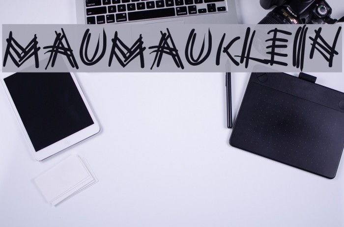 MauMauKlein Font examples