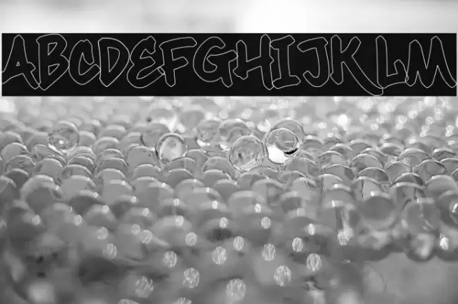 Maximback Outline Font examples