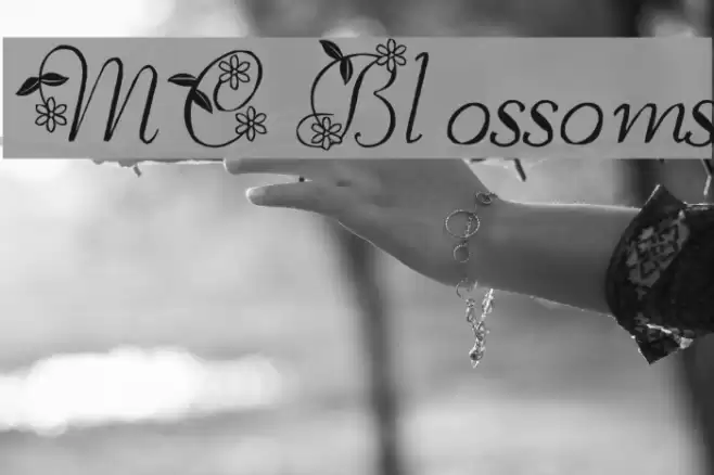 MC Blossoms Font examples
