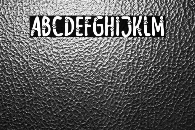 Meow Zilla Paw Caratteri examples