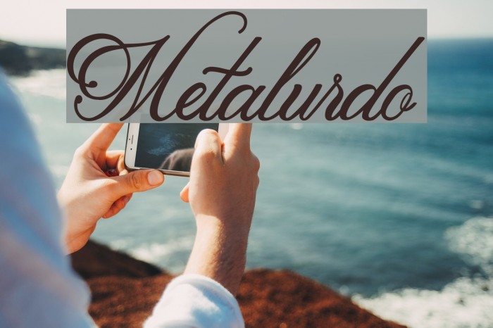 Metalurdo Font examples