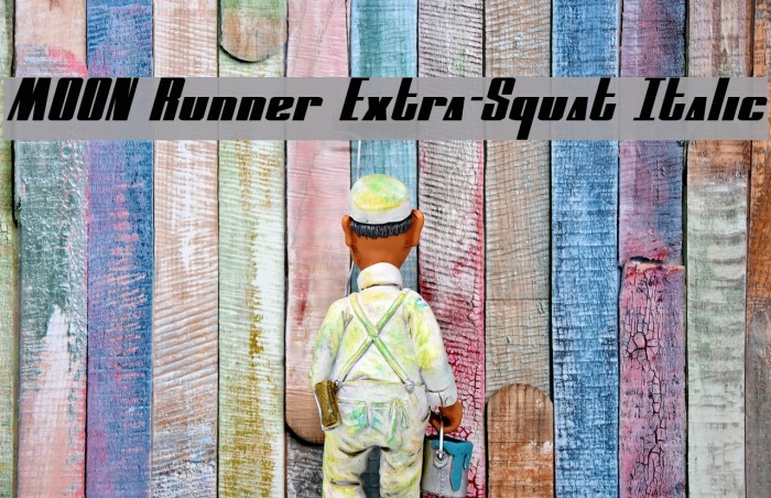 MOON Runner Extra-Squat Italic Example 1