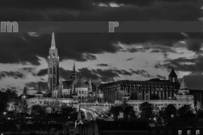 Moaren Regular Font examples