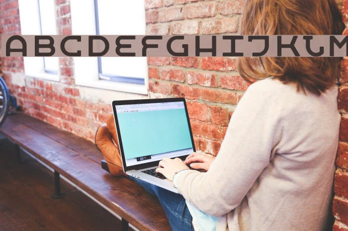 MobyRegular Font examples