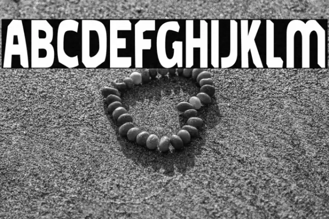 MoldPapa-Regular Font examples