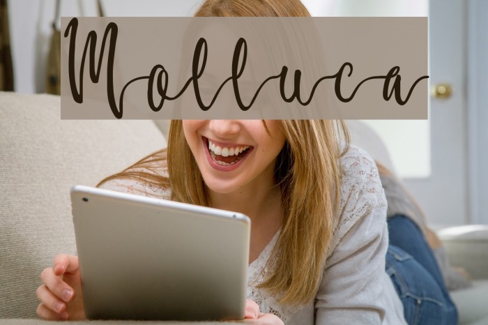 Molluca फ़ॉन्ट examples
