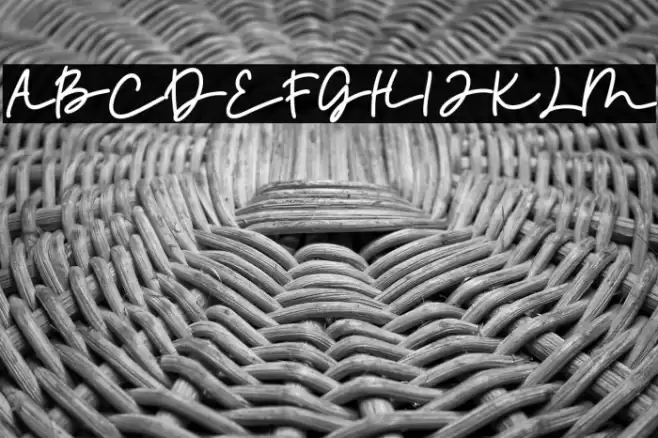 Momy & Marsa Font examples