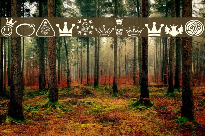 Monarchbats Font examples