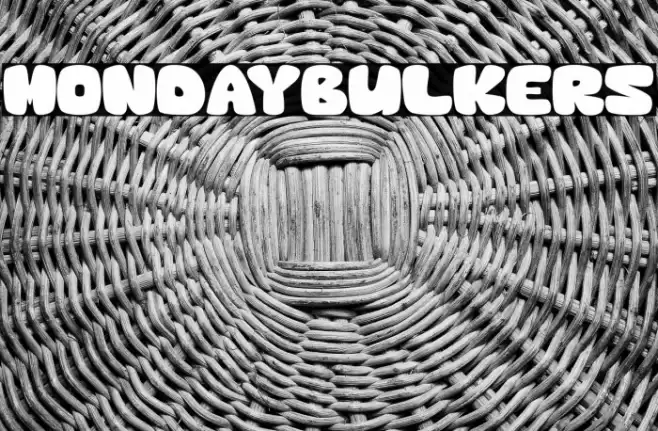 MondayBulkers Font examples