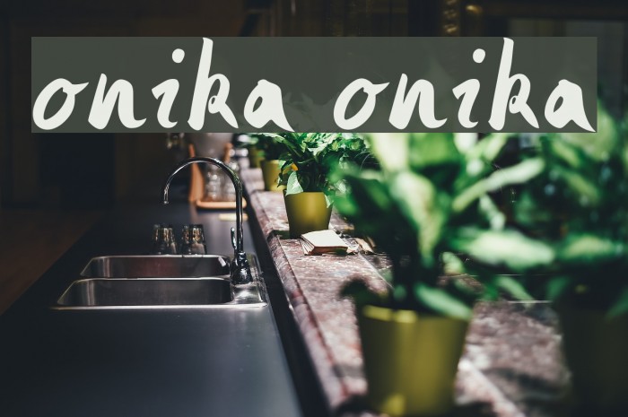 Monika Monika Font examples
