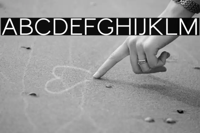 MonocoleFree-SemiBold Font examples