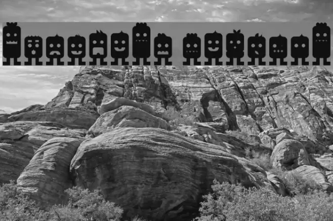 Monsterz Regular Font examples