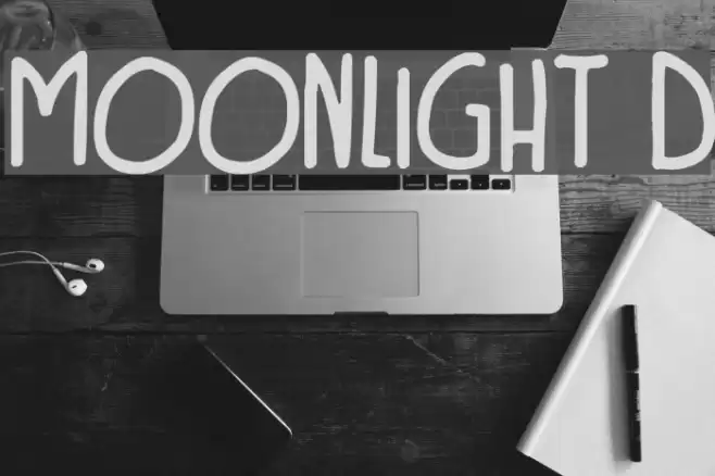 Moonlight D Font examples