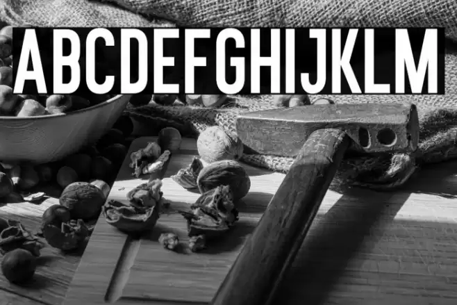 Moonlite Solid Personal Use Font examples