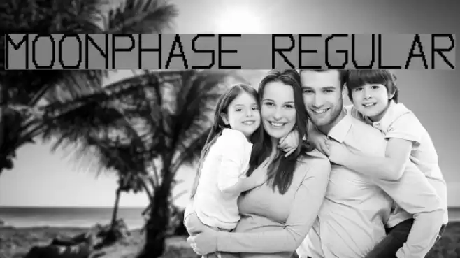 Moonphase Regular Font examples