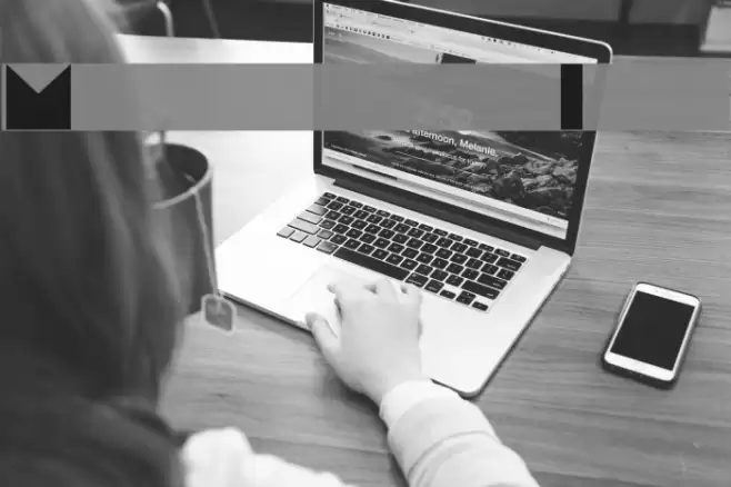 Moonrise Fill Font examples