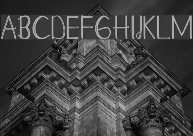 Moontea Script Family Font examples